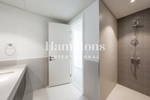 4 غرف نوم فيلا  رقم 134641 27