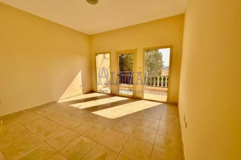 Villa de 3 dormitorios en Al Hamra Village, UAE No. 143022 9