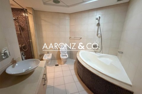 Apartment de 3 dormitorios en Palm Jumeirah, UAE No. 143027 15