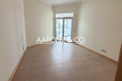 Apartment de 3 dormitorios en Palm Jumeirah, UAE No. 143027 5