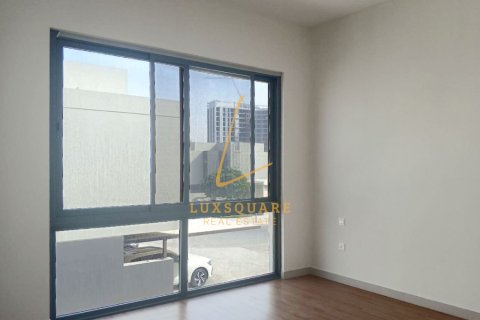 2 bedrooms Villa in Dubai South (Dubai World Central), UAE No. 143025 11