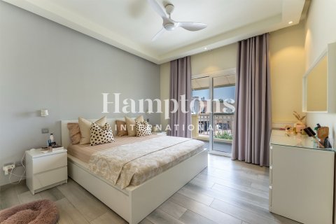 3 bedrooms Villa in The Lakes, UAE No. 144766 14