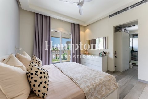 3 bedrooms Villa in The Lakes, UAE No. 144766 12