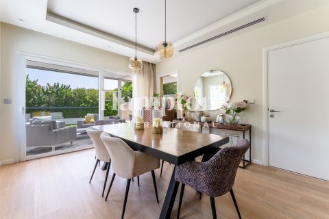 3 bedrooms Villa in The Lakes, UAE No. 144766 11