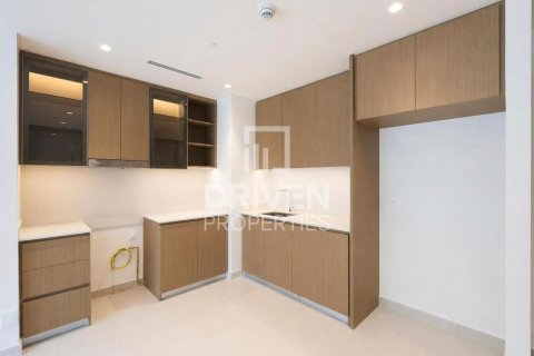 2 bedrooms Apartment in Creek Beach, UAE No. 192299 6
