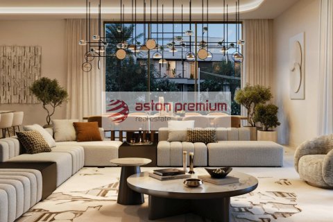 Villa de 4 dormitorios en Dubai, UAE No. 205613 8