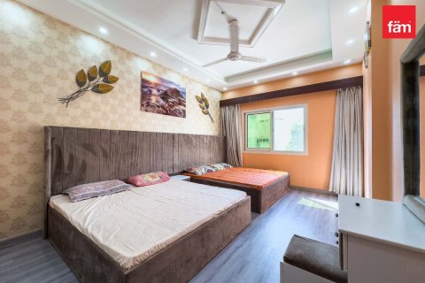 Villa de 4 dormitorios en Dubai, UAE No. 149533 10