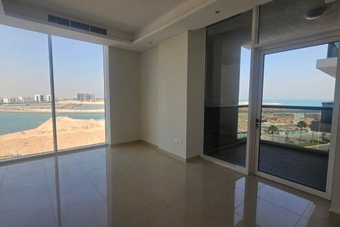 2 bedrooms Apartment in Ras Al Khaimah, UAE No. 183633 7