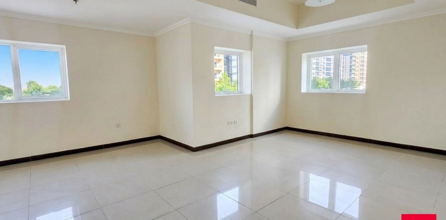 Apartment de 3 dormitorios en Dubai, UAE No. 185197
