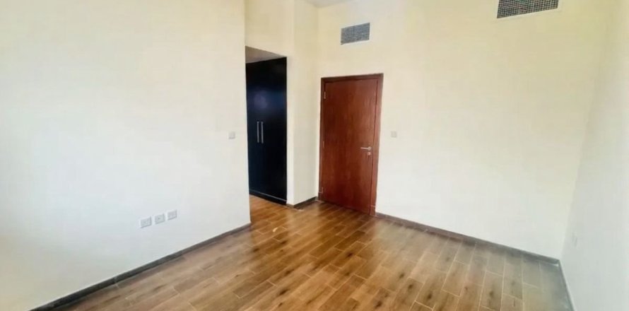 Apartment de 2 dormitorios en Al Furjan, UAE No. 185198