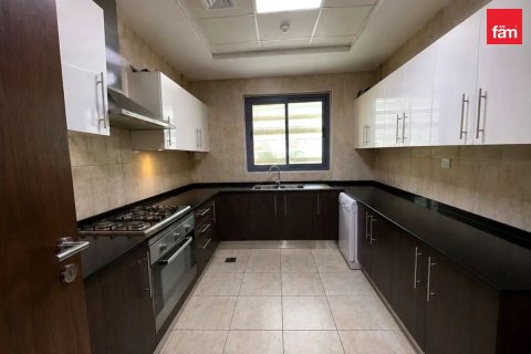 Apartment de 2 dormitorios en Al Furjan, UAE No. 185198 8