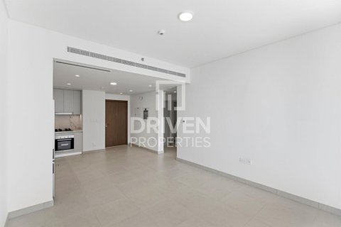Appartement de 1 chambre à EMAAR Beachfront, UAE No. 209933 6