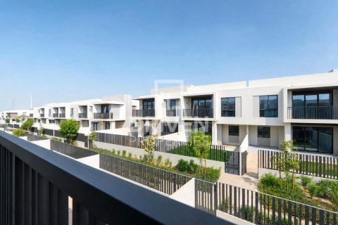Villa de 4 chambres à Jebel Ali, UAE No. 209936 22