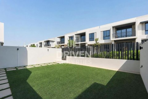 Villa de 4 chambres à Jebel Ali, UAE No. 209936 24