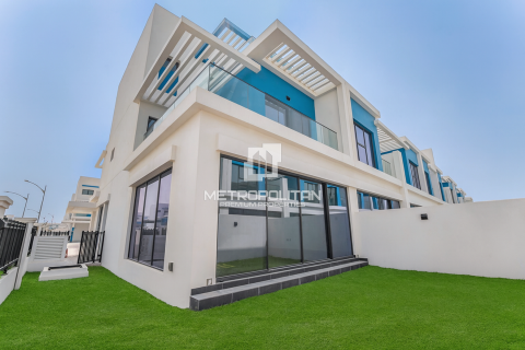 Townhouse de 5 chambres No. 129871 2