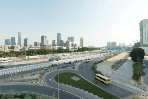 Квартира с 3 спальнями №129867 14