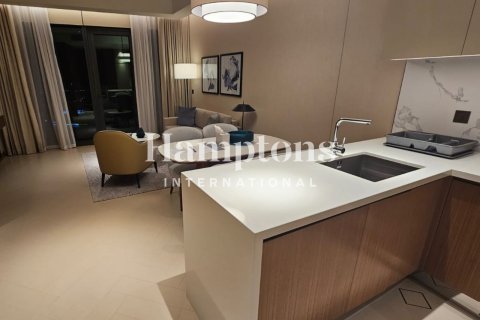 Квартира с 1 спальней в Даунтаун Дубай (Даунтаун Бурдж Дубай), ОАЭ №141773 3