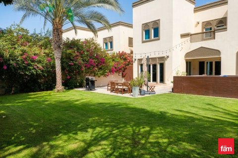 3 غرف نوم فيلا في Jumeirah Park, الإمارات العربية المتحدة رقم 165538 11