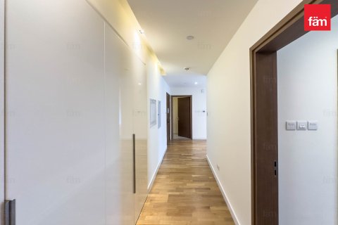 Квартира с 2 спальнями в City Walk, ОАЭ №165540 11