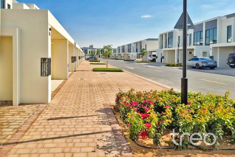 Villa de 3 chambres à Town Square, UAE No. 199085 4