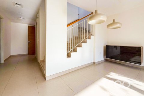 Townhouse de 3 dormitorios en Maple 2, UAE No. 174051 3