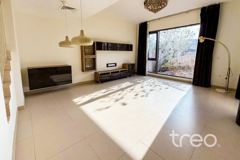 Townhouse de 3 dormitorios en Maple 2, UAE No. 174051 4