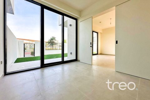 Townhouse de 4 dormitorios en Town Square, UAE No. 174047 5
