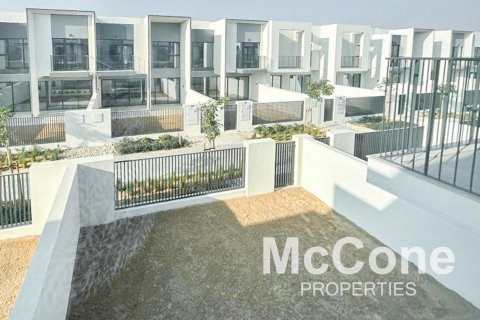 Townhouse de 3 dormitorios en The Valley, UAE No. 74943 23