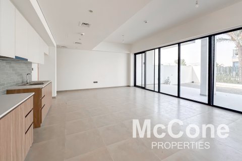 Townhouse de 3 dormitorios en The Valley, UAE No. 74943 1