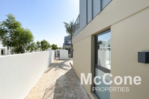 Townhouse de 4 dormitorios en The Valley, UAE No. 74942 18