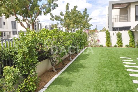 4 bedrooms Villa in Sidra Villas, UAE No. 186074 14