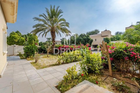 Villa de 5 chambres à Victory Heights, UAE No. 202522 29
