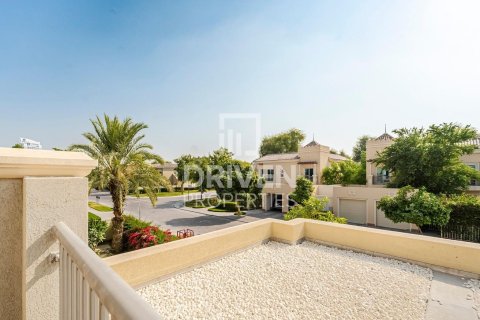 Villa de 5 chambres à Victory Heights, UAE No. 202522 28