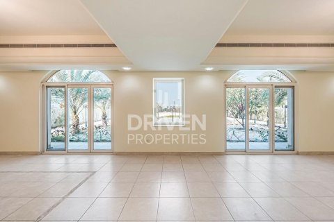 Villa de 5 chambres à Victory Heights, UAE No. 202522 5