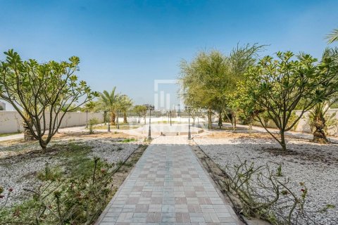 Villa de 5 chambres à Victory Heights, UAE No. 202522 30