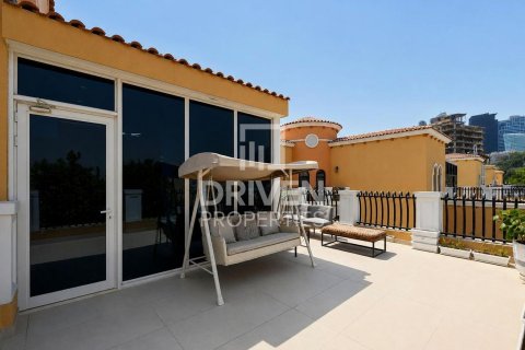 Villa de 6 chambres à Jumeirah Park, UAE No. 206923 30