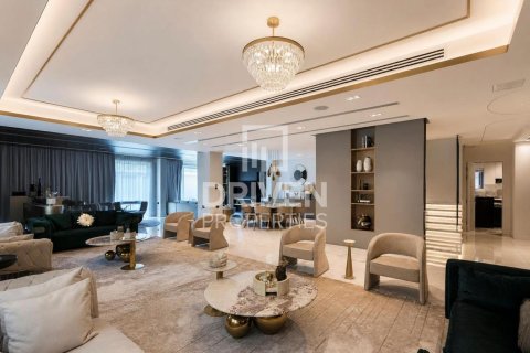 Villa de 6 chambres à Jumeirah Park, UAE No. 206923 5