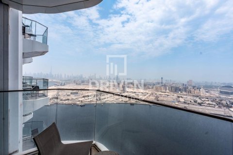 Apartment de 1 dormitorio en Address Harbour Point, UAE No. 190082