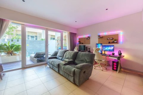 4 bedrooms Townhouse  No. 112592 11
