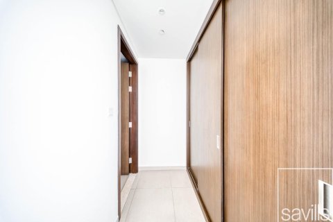 Apartment de 2 dormitorios en BLVD Heights, UAE No. 203630 9