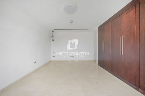 Вилла с 4 спальнями №128712 9