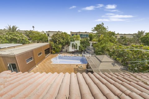 Вилла с 4 спальнями №128712 30