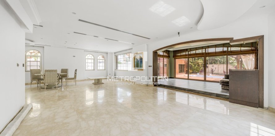 Вилла с 4 спальнями №128712