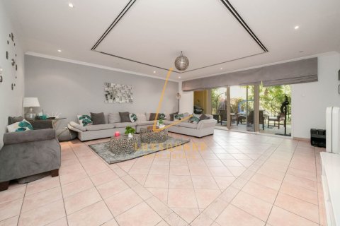 Townhouse de 3 dormitorios en Green Community, UAE No. 148789