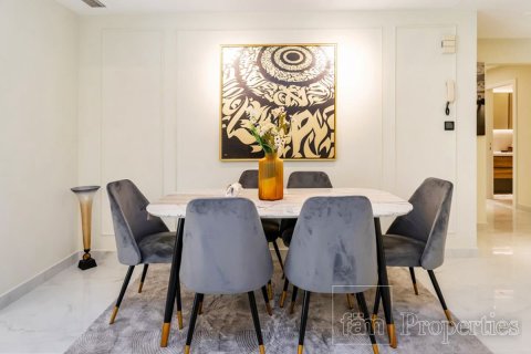 Appartement de 2 chambres à Dubai, UAE No. 140393 10