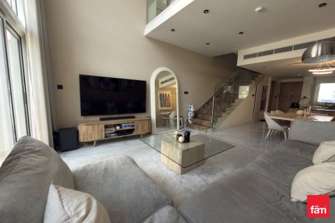 Townhouse de 2 chambres à Dubai, UAE No. 140391 3