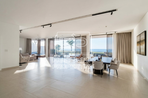 Villa de 4 dormitorios en Al Zorah, UAE No. 210211 3