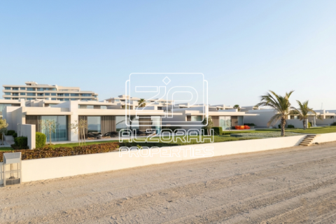 Villa de 4 dormitorios en Al Zorah, UAE No. 210211 7