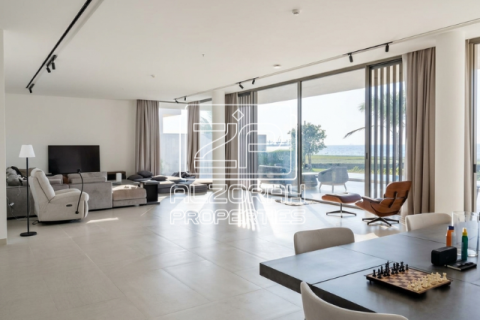 Villa de 4 dormitorios en Al Zorah, UAE No. 210211 5