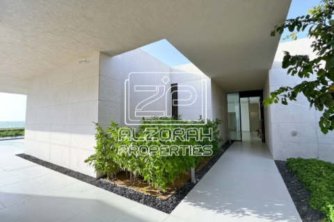 Villa de 4 dormitorios en Al Zorah, UAE No. 210211 18